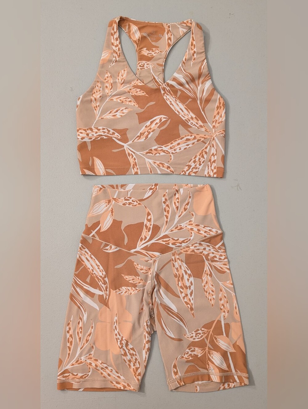 Offline by Aerie 2 piece set, small